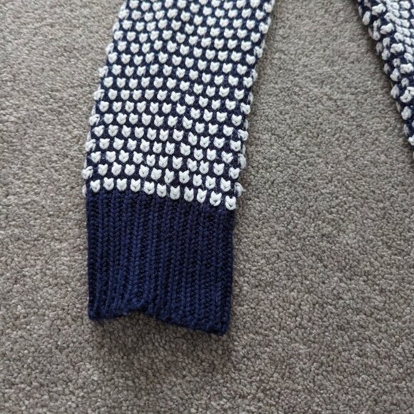 Zara Knit blue and white hollow pullover sweater size Large - Picture 4 of 9